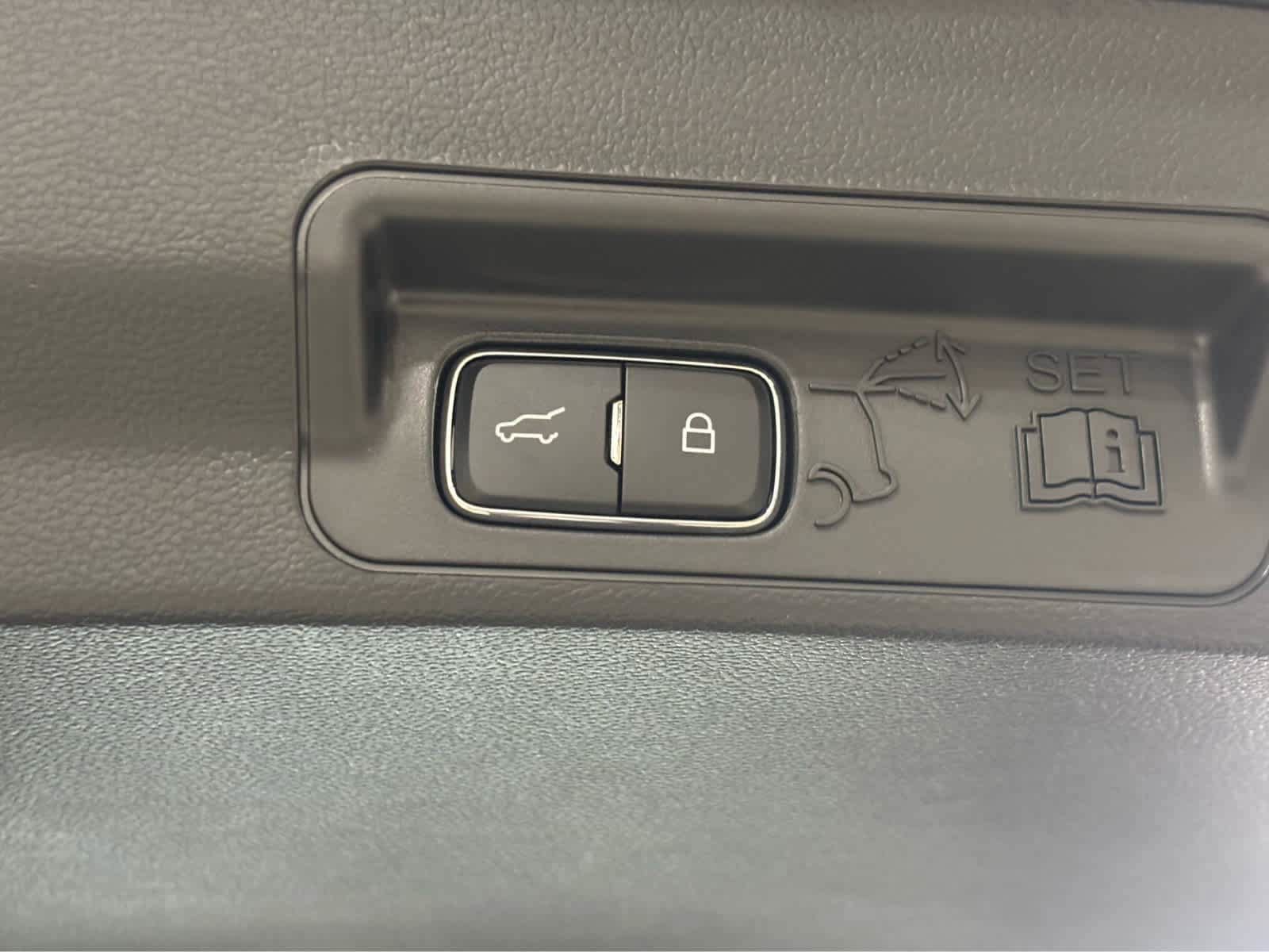 New 2026 Ford Explorer Active w/ Active Comfort Package image 42