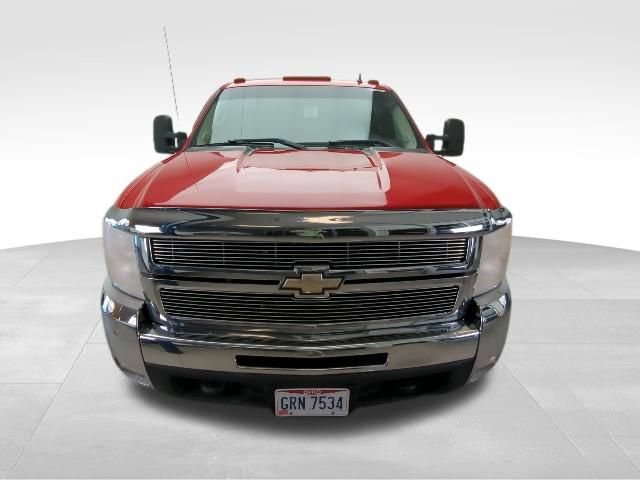 Used 2010 Chevrolet Silverado 2500 LT w/ Interior Plus Package AWD/4WD image 11