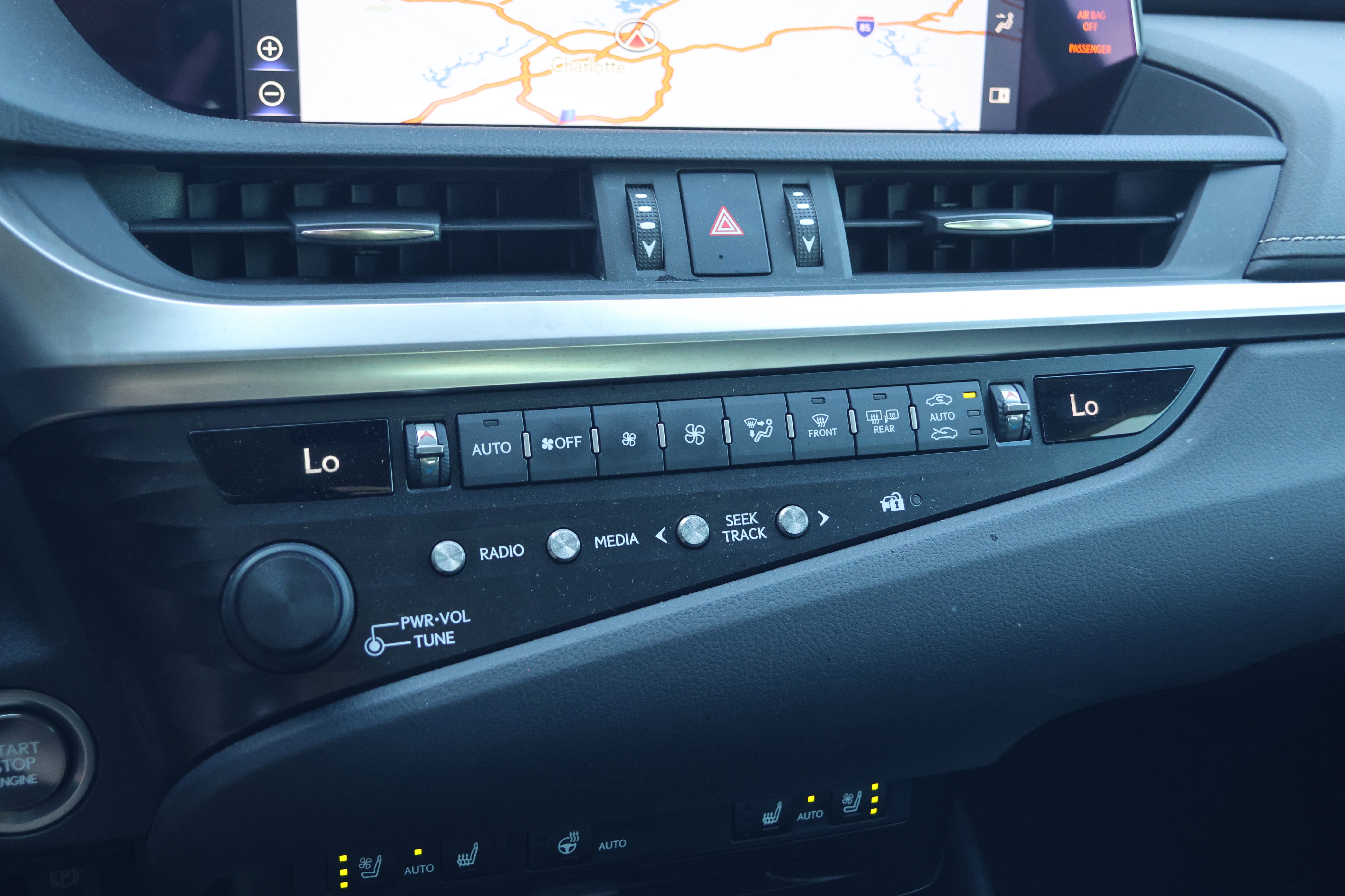 Used 2019 Lexus ES 350 Luxury w/ Premium Package image 24