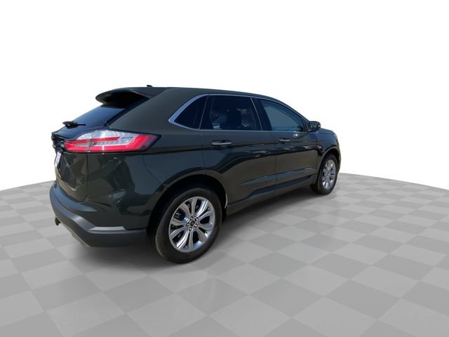 Used 2023 Ford Edge Titanium w/ Class II Trailer Tow Package AWD/4WD image 2