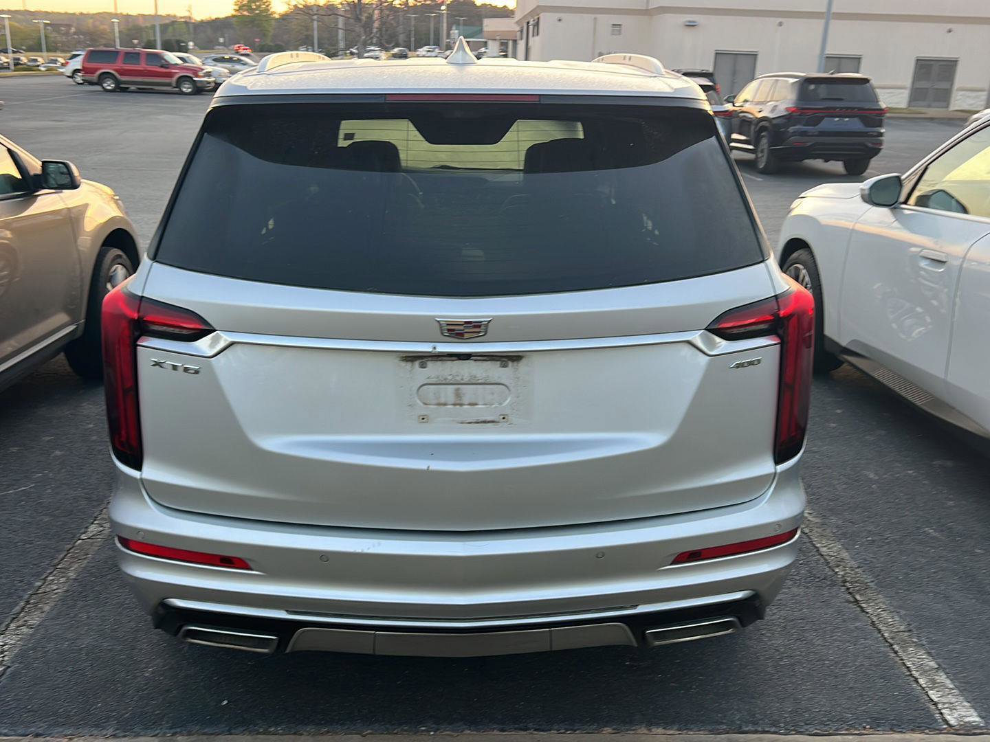 Used 2020 Cadillac XT6 Premium Luxury image 9