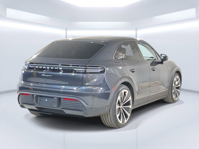 New 2025 Porsche Macan 4 Electric image 7