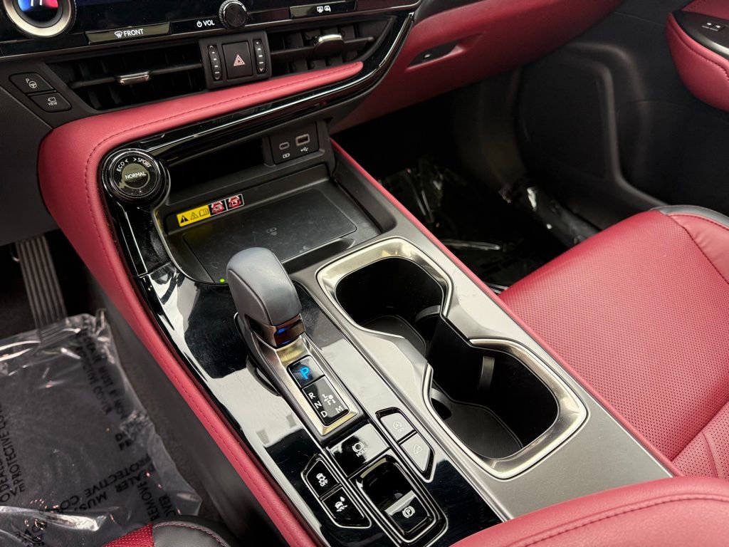 Used 2025 Lexus NX 350 AWD w/ Rear Seat Package image 13