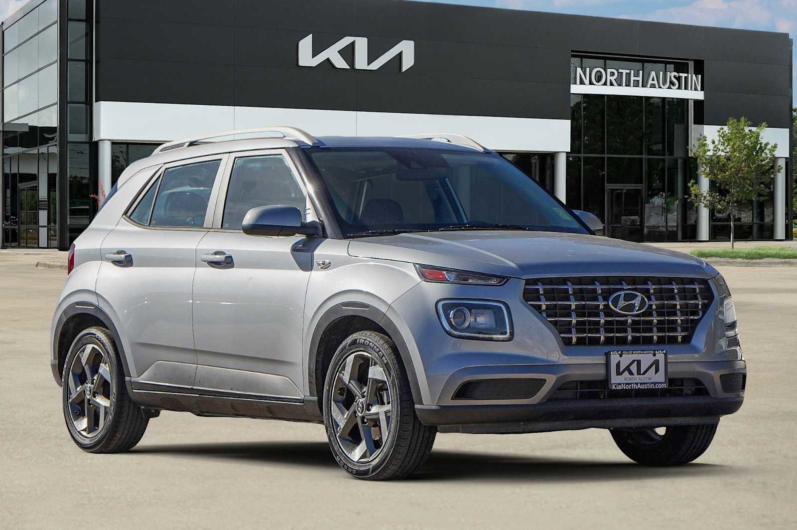 Used 2022 Hyundai Venue SEL image 8