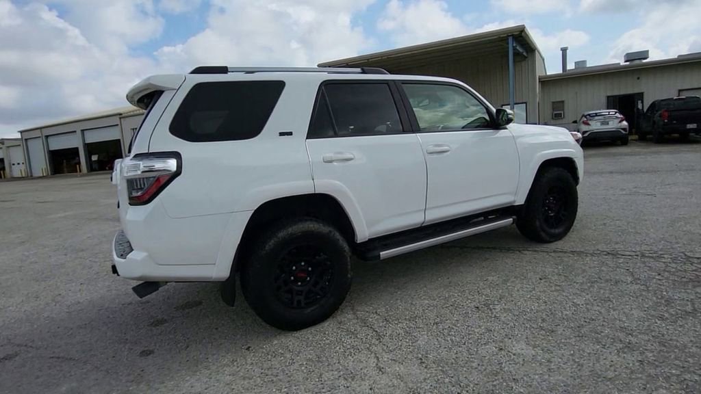 Used 2023 Toyota 4Runner SR5 Premium w/ Moonroof Package AWD/4WD image 8