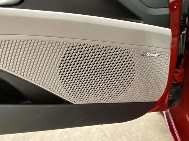 Used 2022 Hyundai Elantra Limited image 13