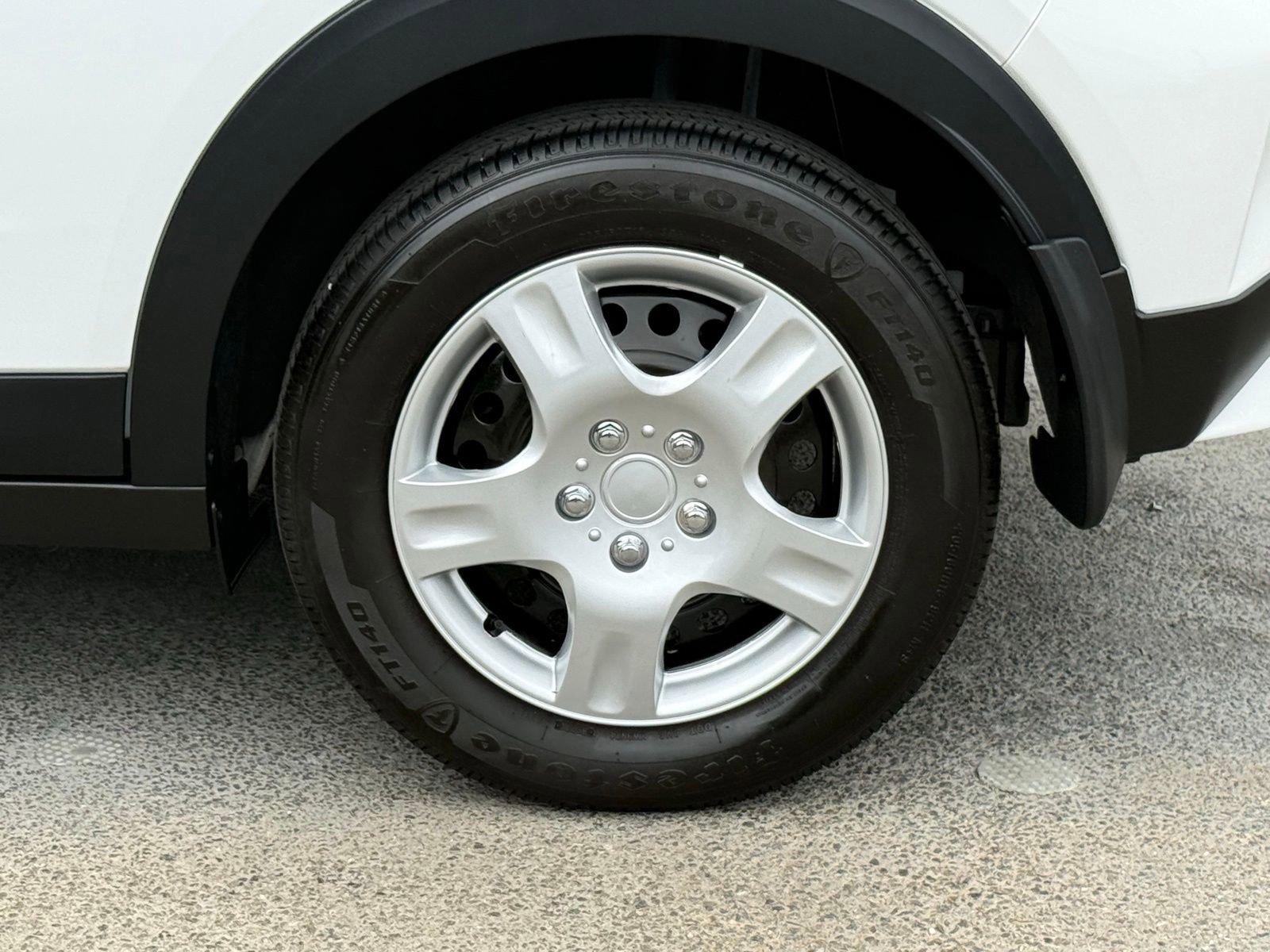 Used 2024 Nissan Kicks S FWD image 17