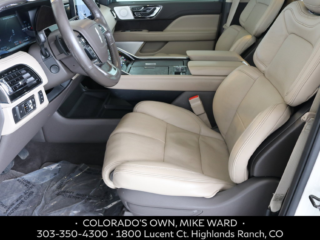 Used 2022 Lincoln Navigator Reserve AWD/4WD image 6