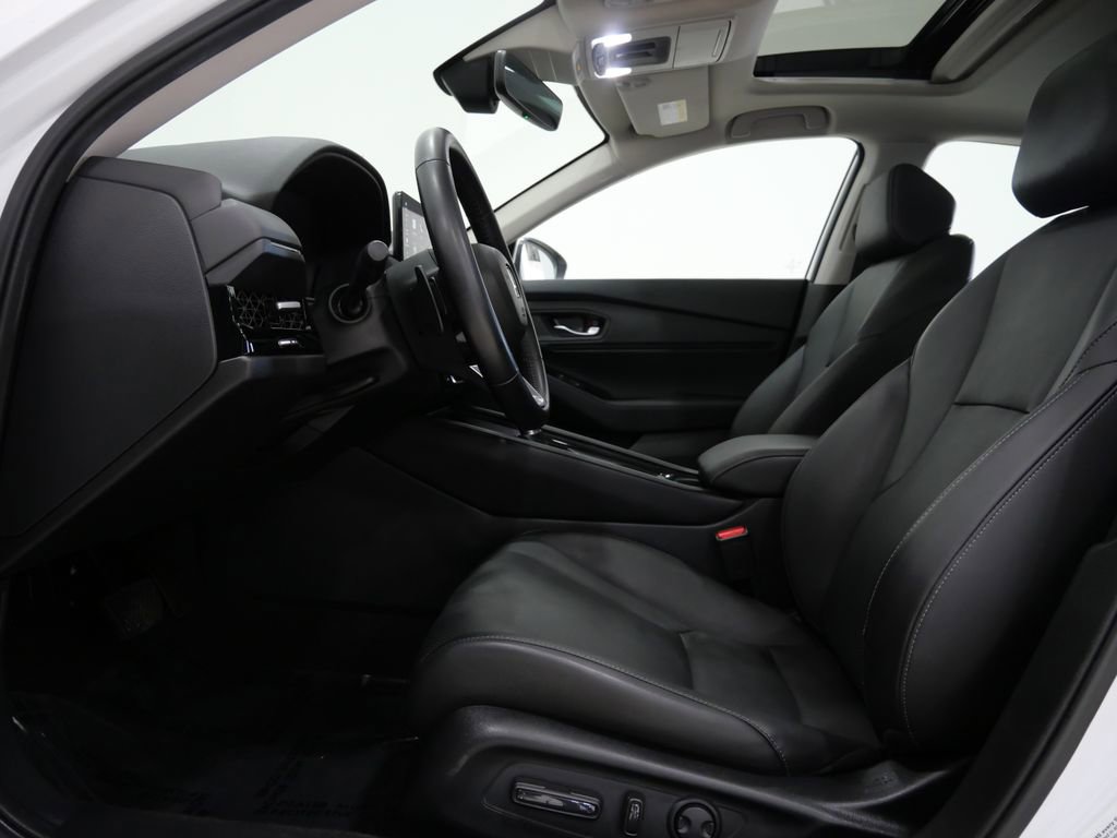 Used 2024 Honda Accord Touring image 10