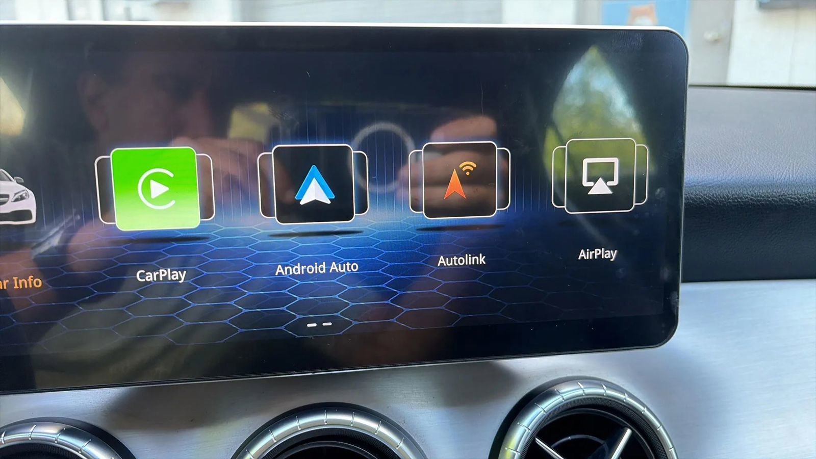 Used 2014 Mercedes-Benz CLA 250 w/ Sport Package image 36