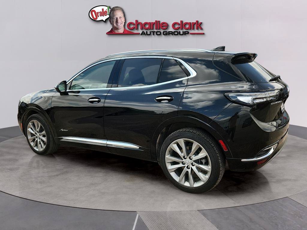 Used 2023 Buick Envision Avenir FWD image 2