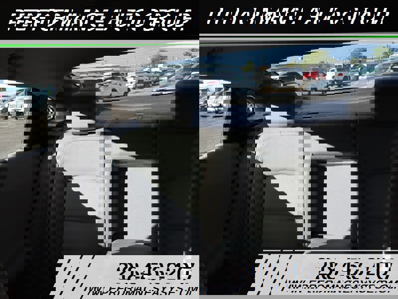 Used 2022 Chevrolet Malibu LT image 9