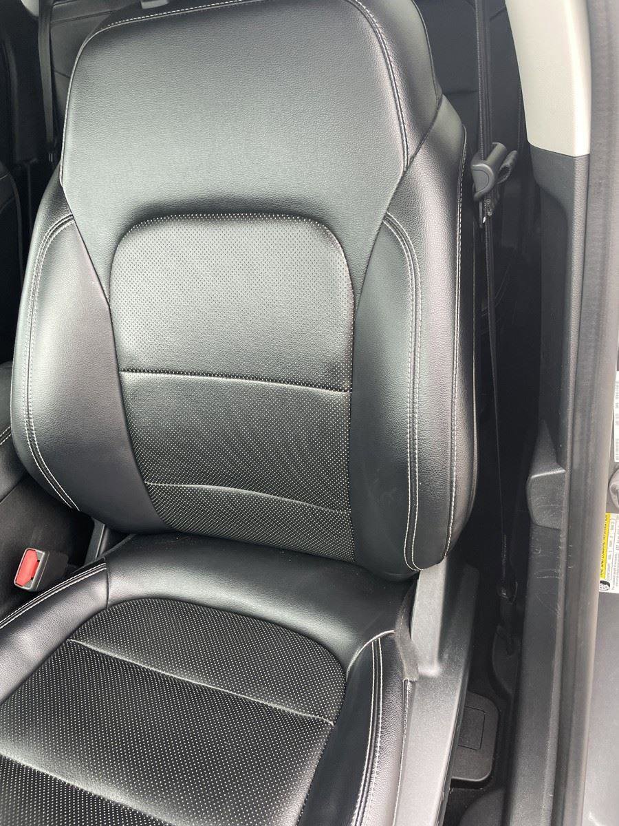 Used 2022 Ford Escape SEL image 13