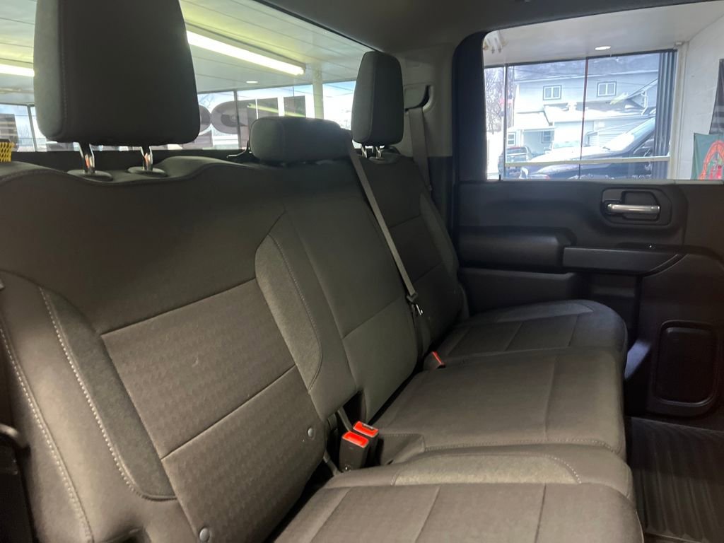Used 2025 Chevrolet Silverado 2500 Custom w/ Custom Value Package image 47