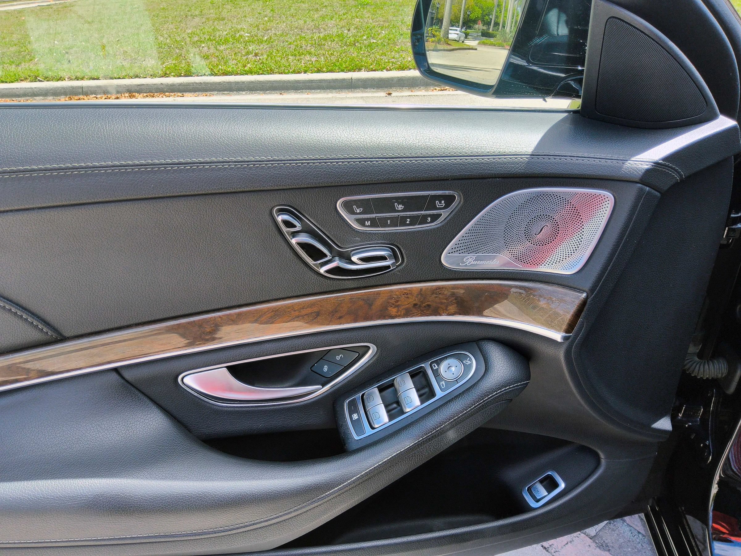 Used 2015 Mercedes-Benz S 550 Sedan image 20