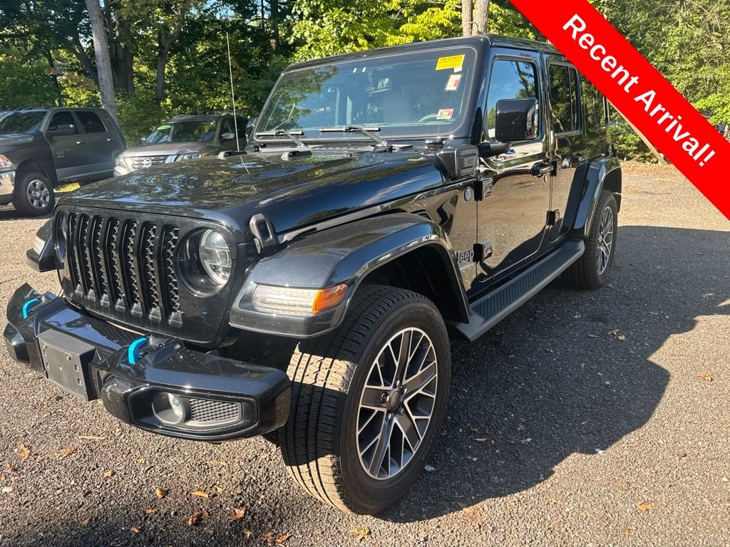 Used 2023 Jeep Wrangler Unlimited Sahara AWD/4WD image 2