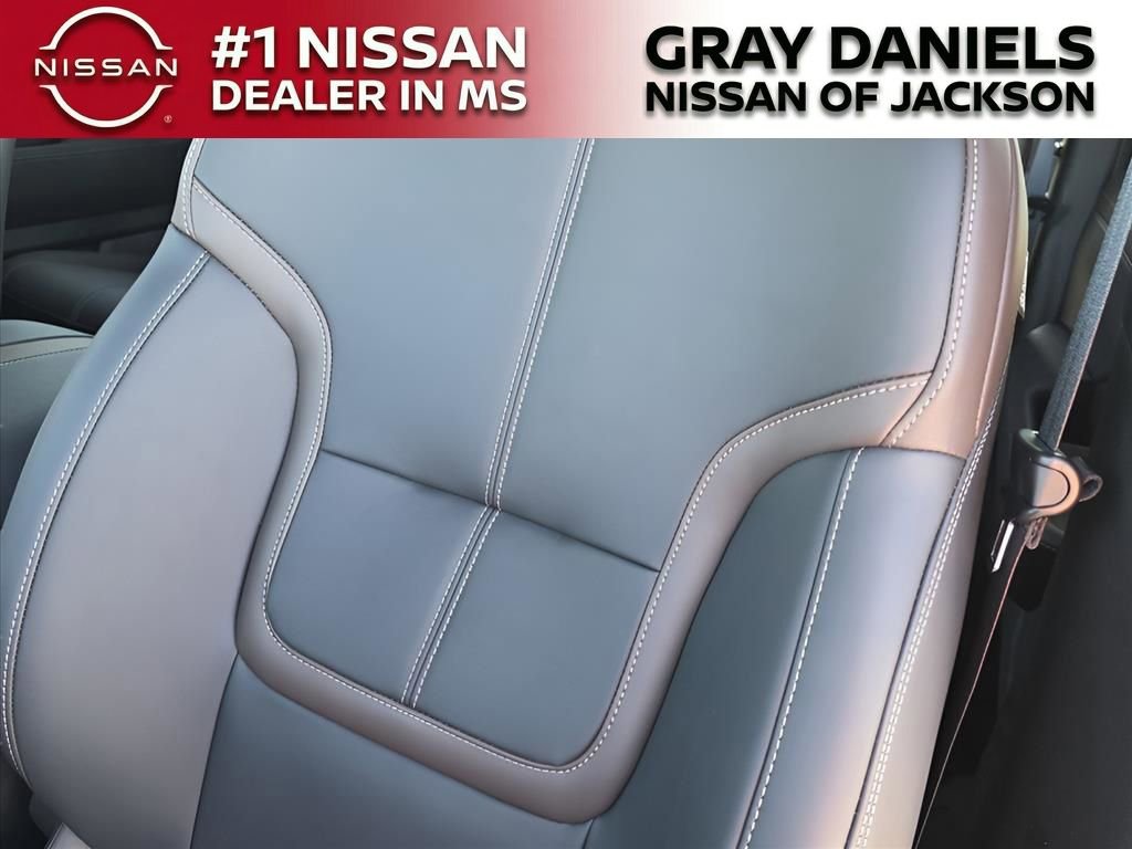 New 2026 Nissan Armada SL w/ Captain's Chari Seat Package image 13