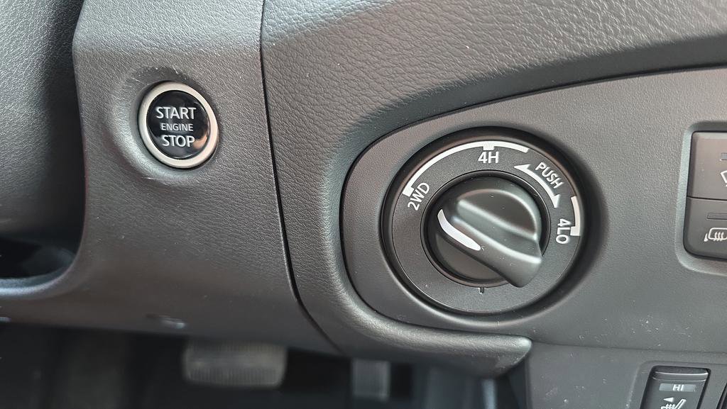 Used 2023 Nissan Frontier PRO-4X w/ Pro Convenience Package AWD/4WD image 24