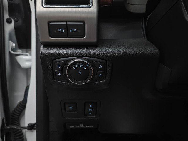 Used 2021 Ford F450 Platinum w/ FX4 Off-Road Package AWD/4WD image 34