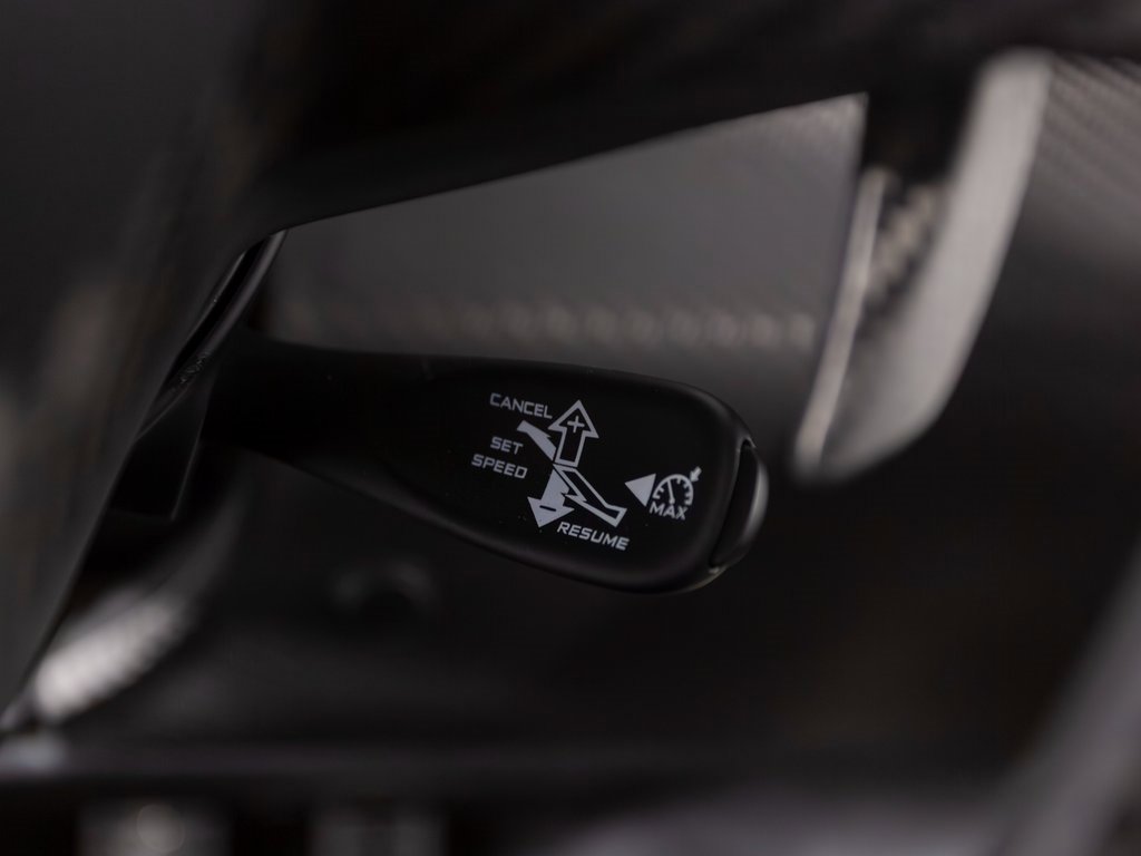 Used 2014 McLaren P1 image 30