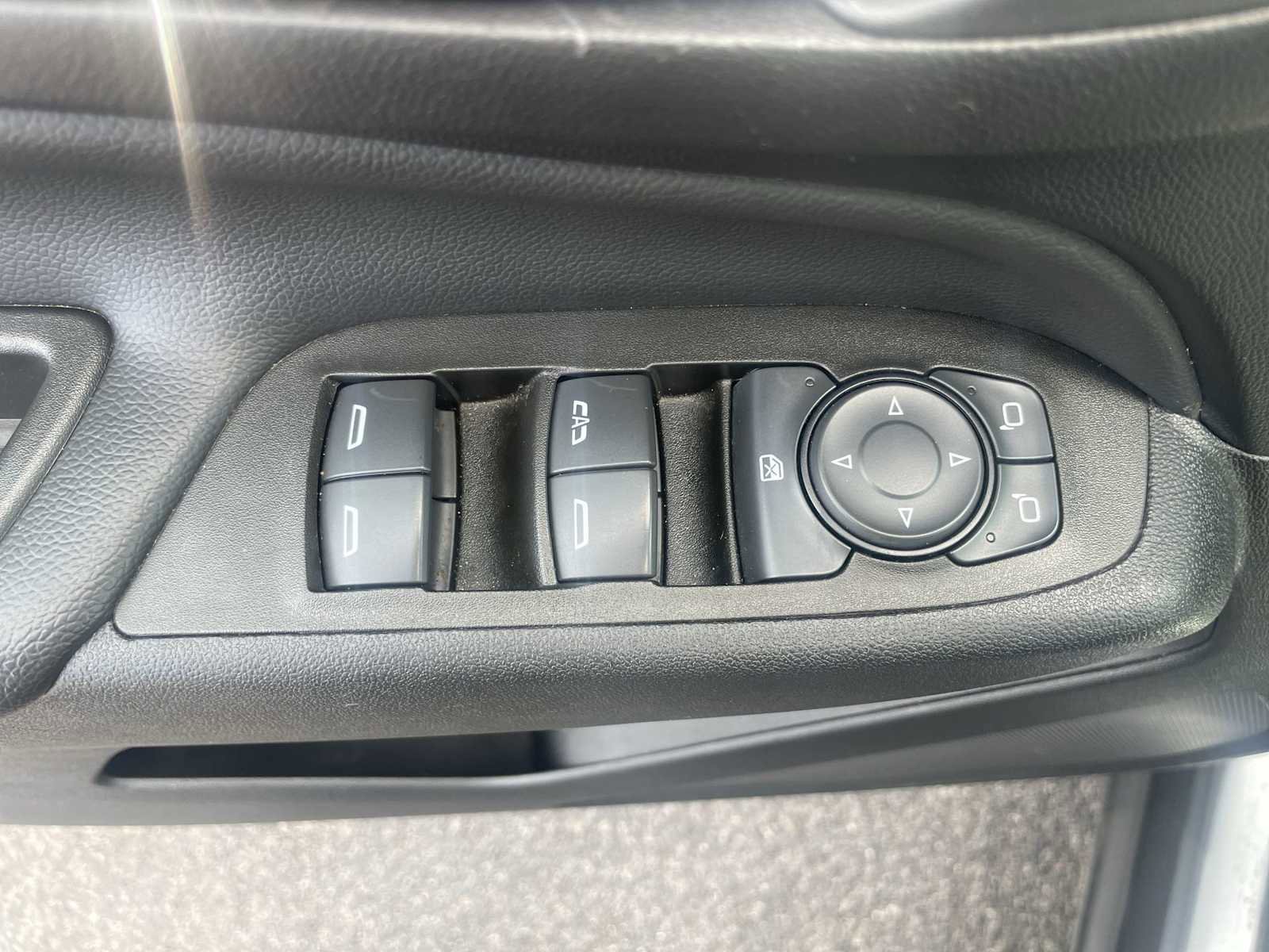 Used 2023 Chevrolet Equinox LT w/ LPO, Floor Liner Package image 15