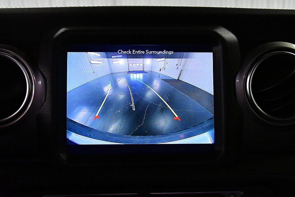 Used 2022 Jeep Wrangler Unlimited Sahara w/ Dual Top Group image 22