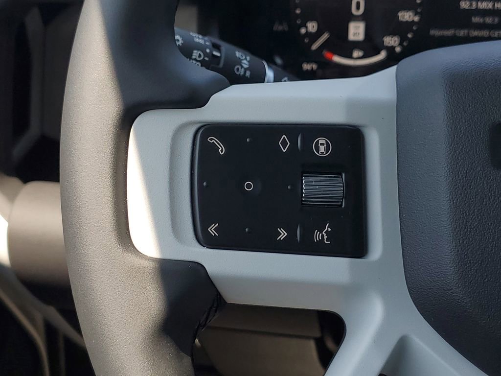 Certified 2025 Land Rover Defender 90 S image 19