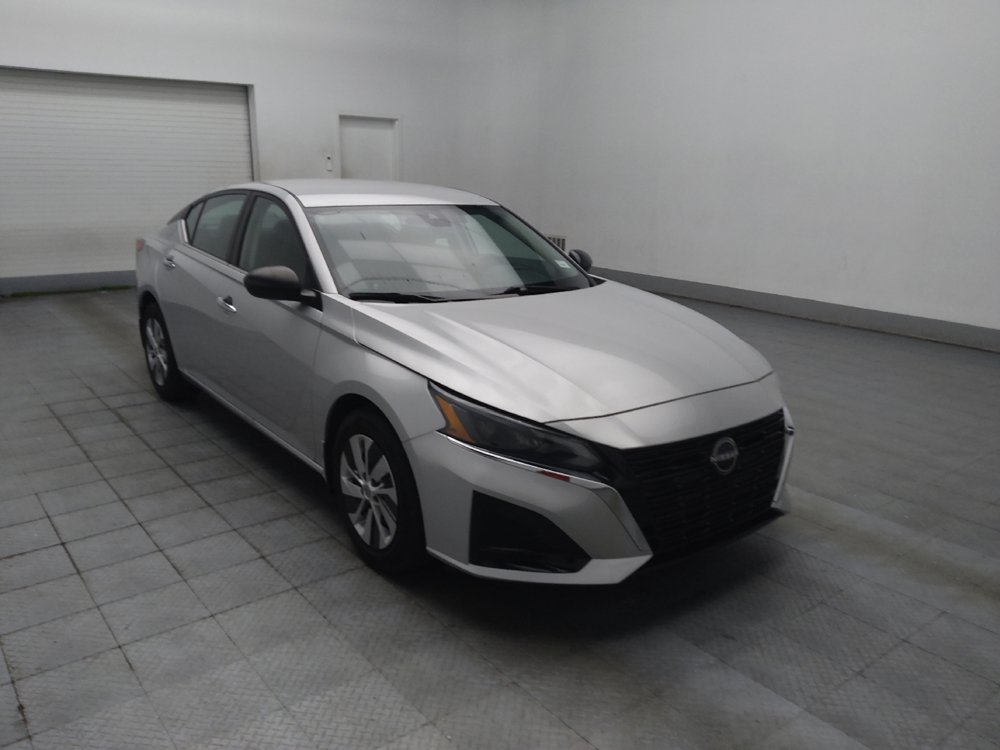 Used 2024 Nissan Altima 2.5 S FWD image 13