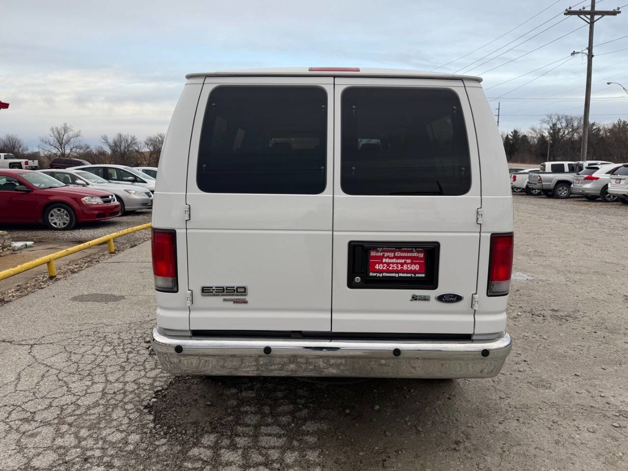 Used 2013 Ford E-350 and Econoline 350 XLT image 4