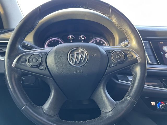 Used 2019 Buick Enclave Essence image 17