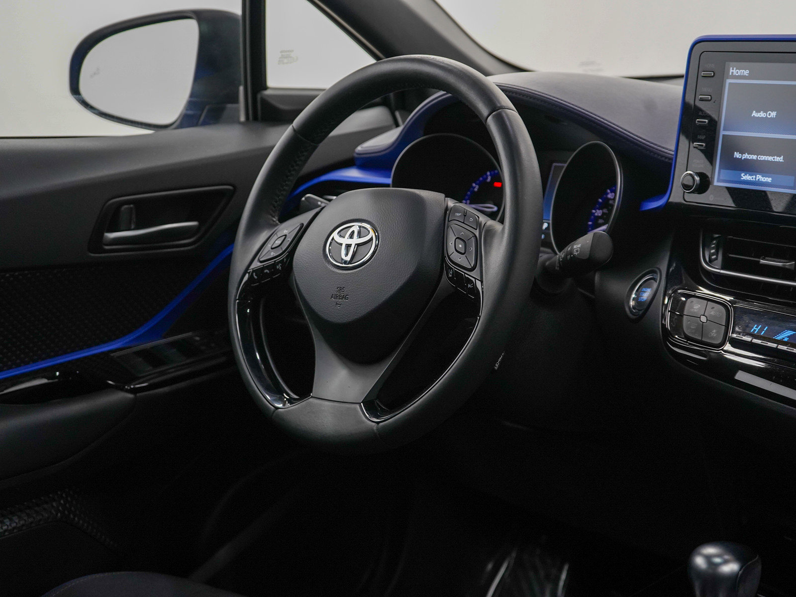 Used 2021 Toyota C-HR XLE image 14