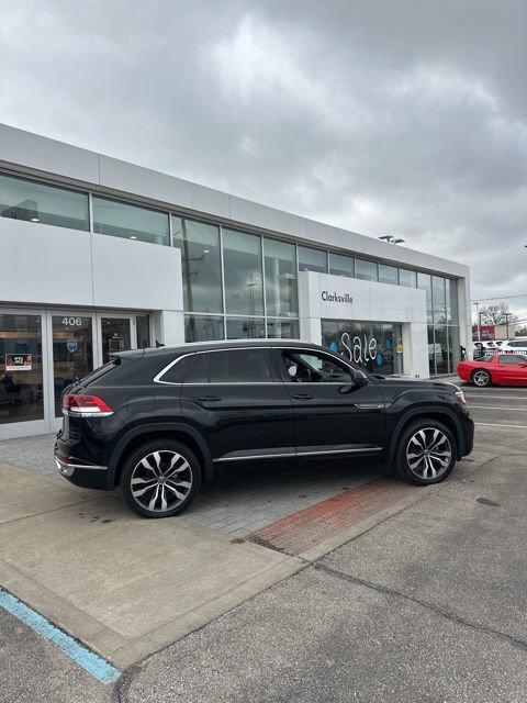 Used 2023 Volkswagen Atlas Cross Sport SEL Premium R-Line image 6