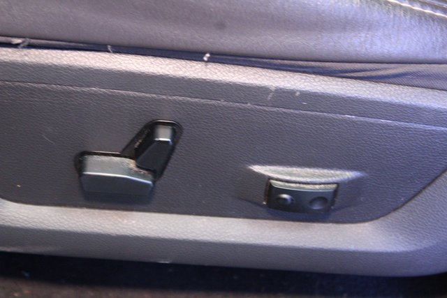 Used 2010 Dodge Ram 1500 Truck Sport image 17