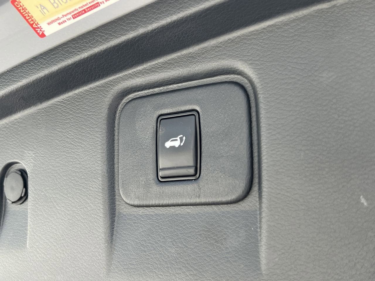 Certified 2023 Nissan Murano SL w/ Cargo Package FWD image 26