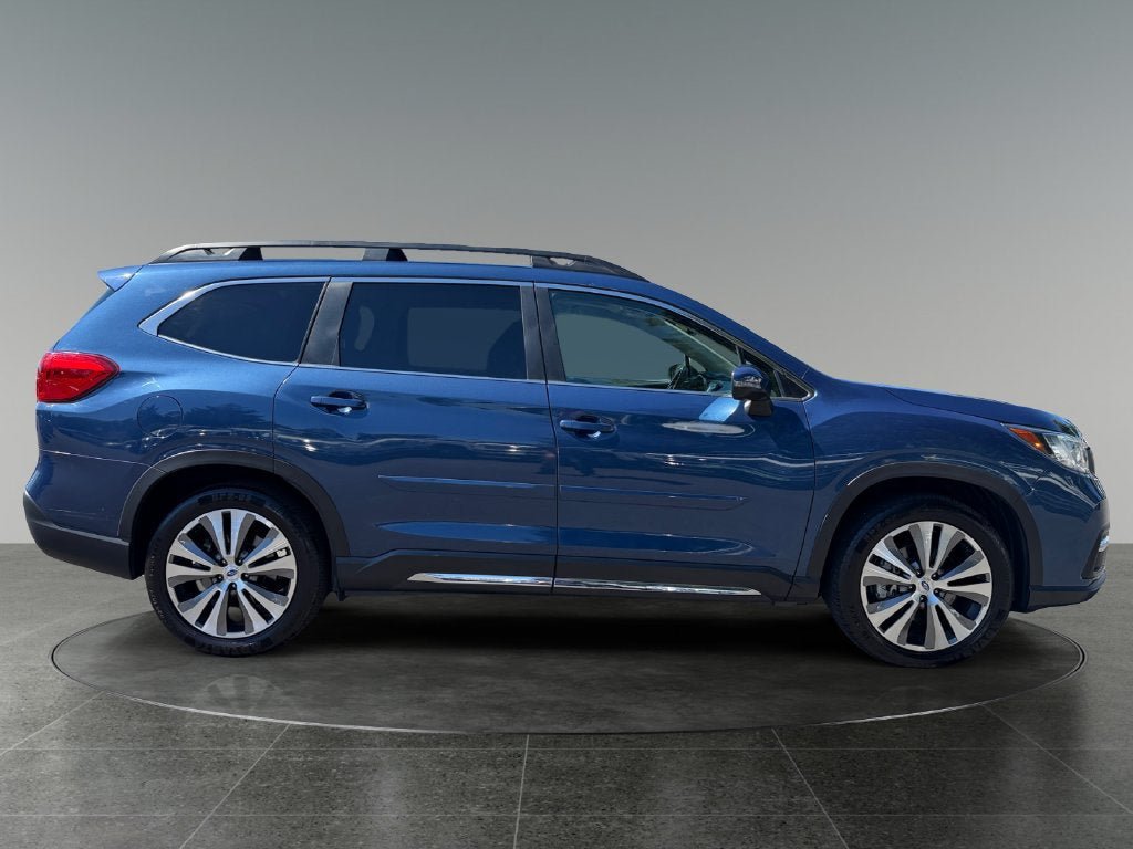 Used 2022 Subaru Ascent Limited w/ Technology Package AWD/4WD image 11