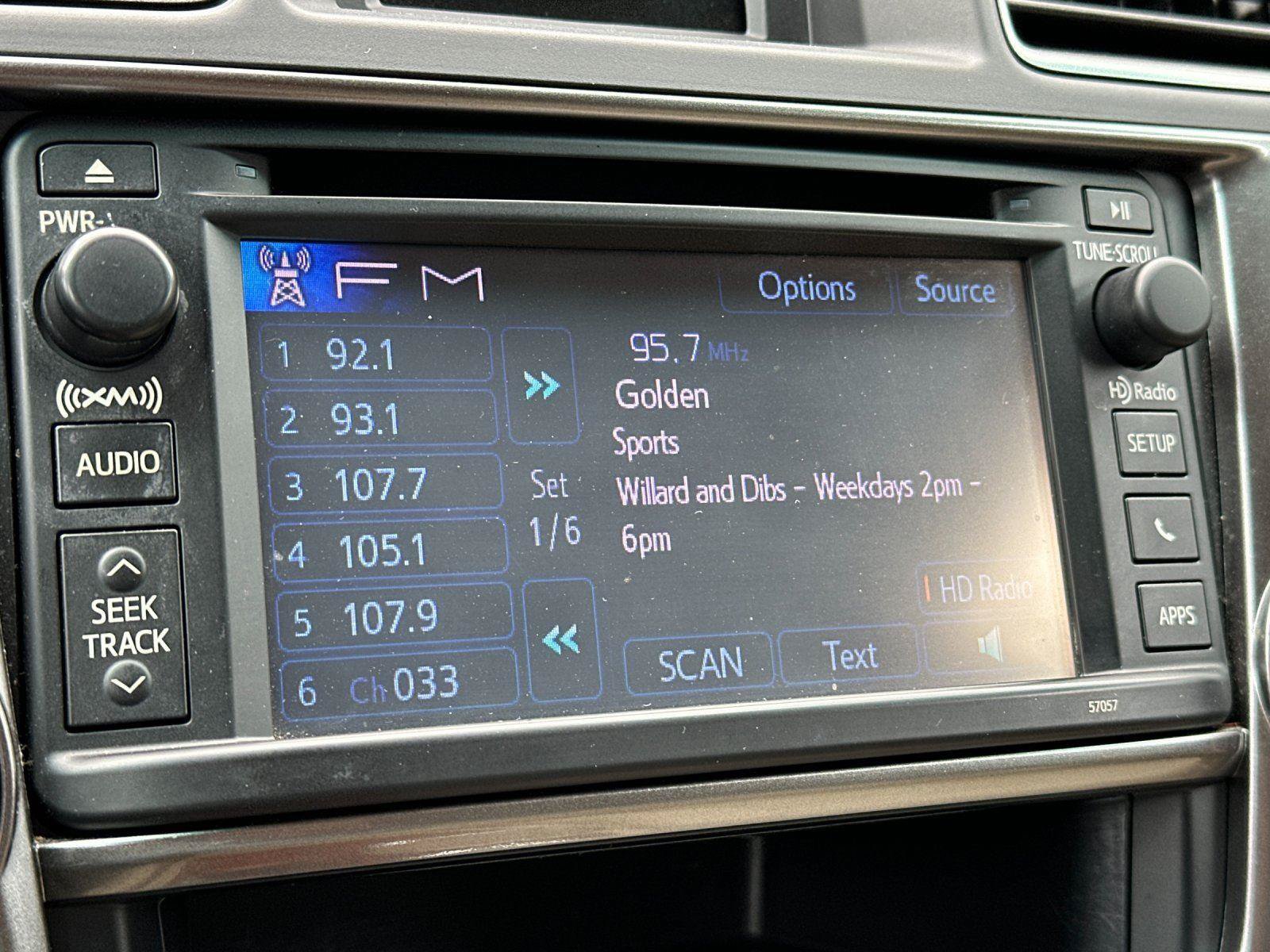 Used 2013 Toyota Highlander Limited AWD/4WD image 17
