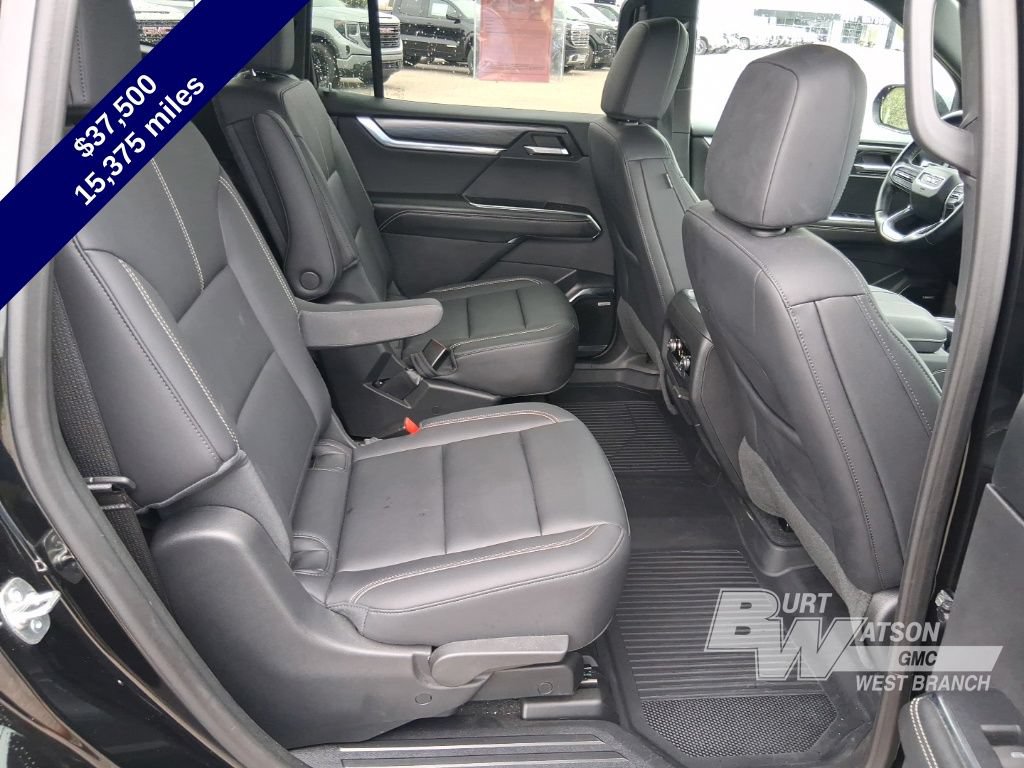 Used 2024 GMC Acadia Elevation w/ Trailering Package AWD/4WD image 14