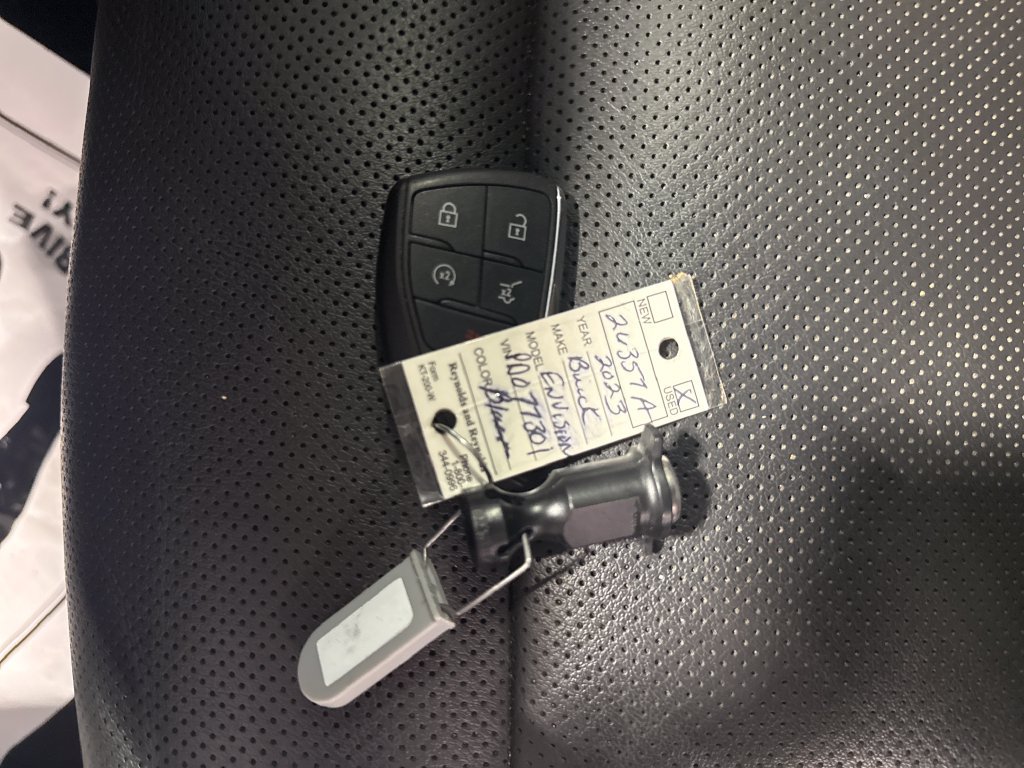 Used 2023 Buick Envision Essence w/ Sport Touring Package FWD image 21