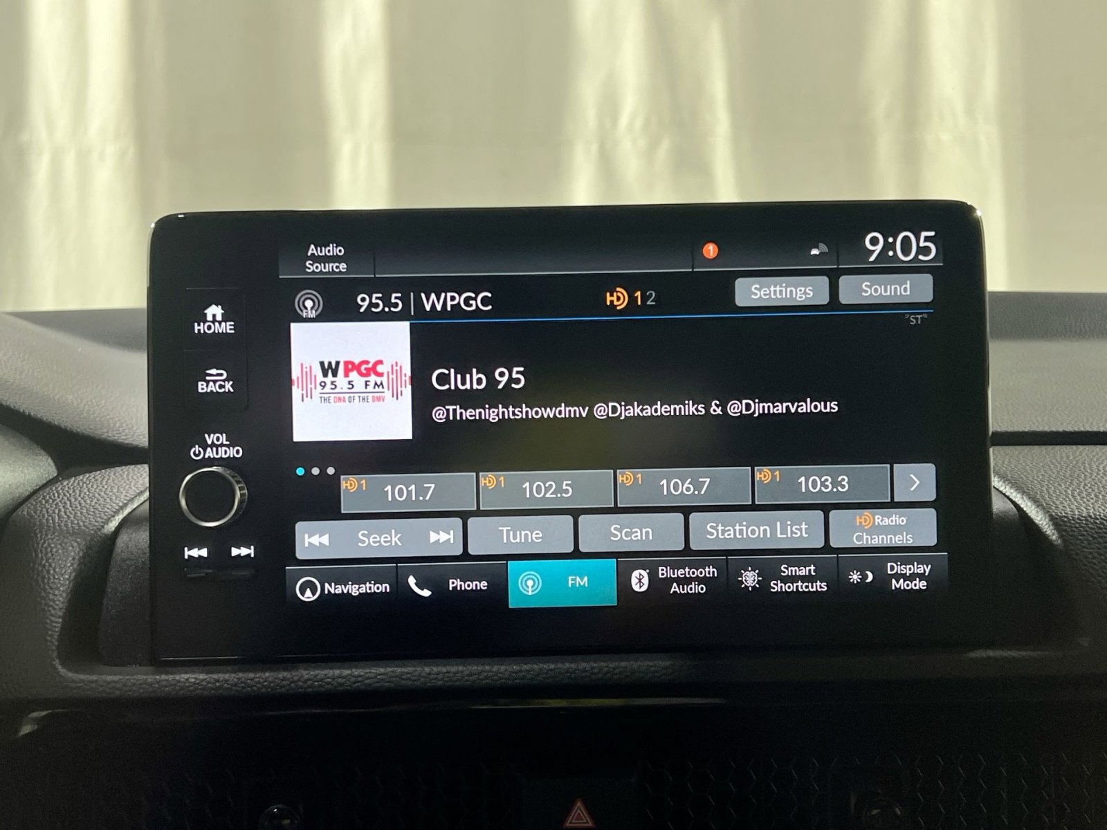 Used 2024 Honda CR-V Sport Touring image 18