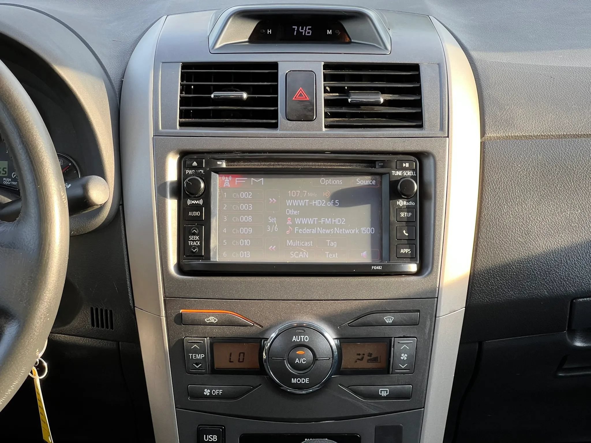 Used 2013 Toyota Corolla S w/ Premium Complete Pkg FWD image 25