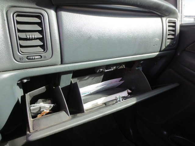 Used 2002 Chevrolet Silverado 2500 LT w/ Off-Road Skid Plate Pkg image 22