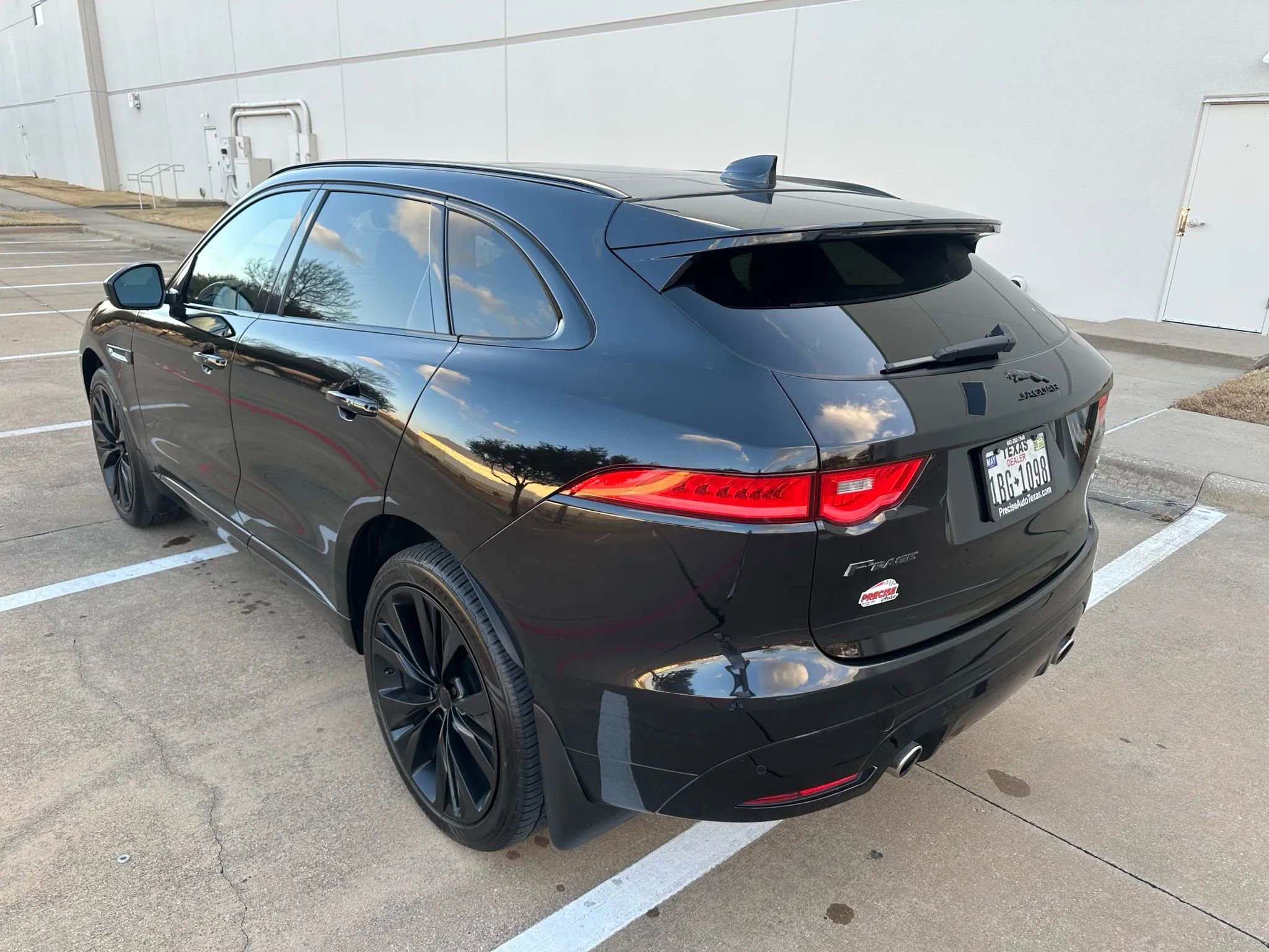 Used 2019 Jaguar F-PACE S AWD/4WD image 12