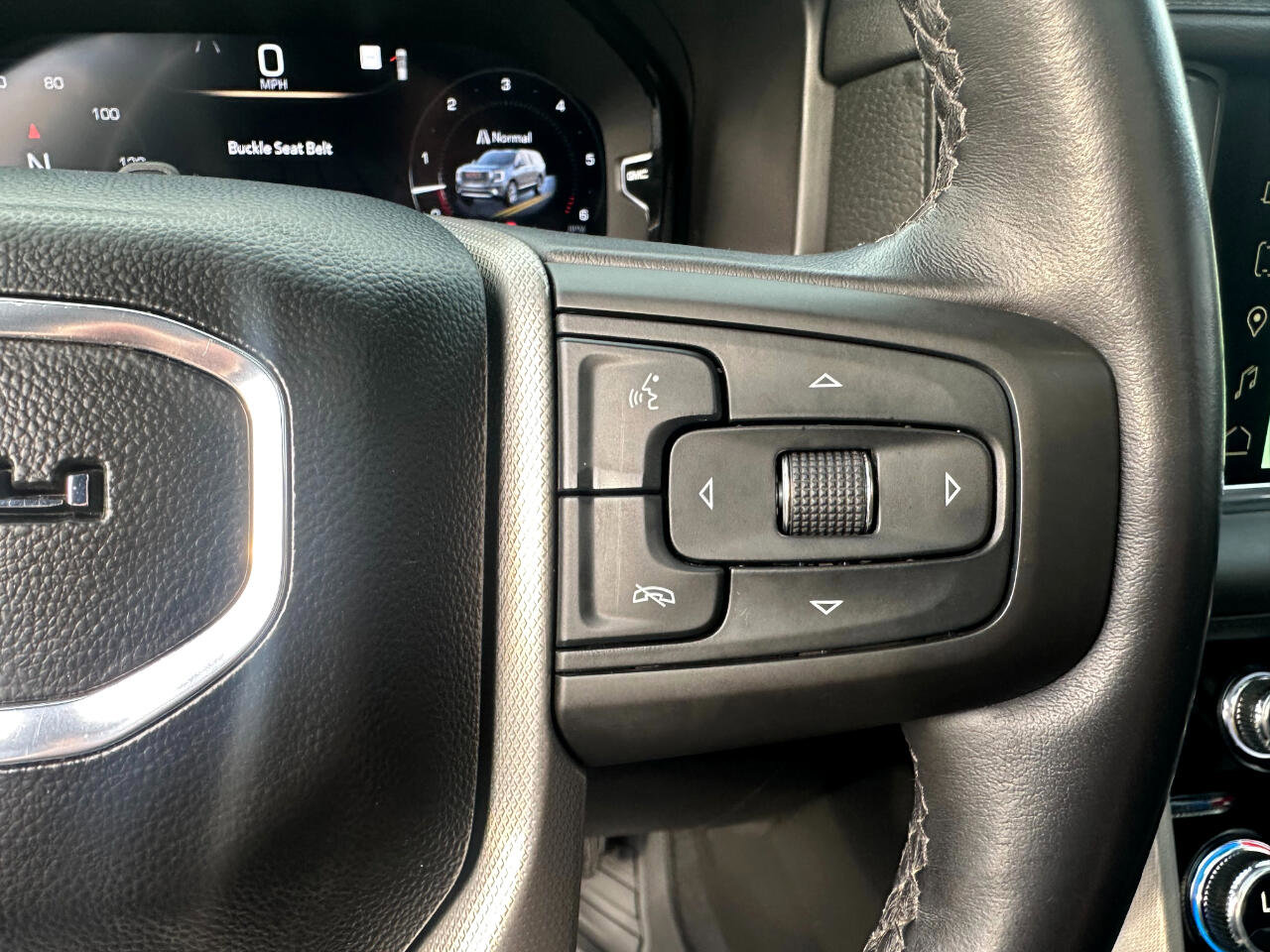 Used 2023 GMC Yukon Denali w/ Denali Reserve Package image 47