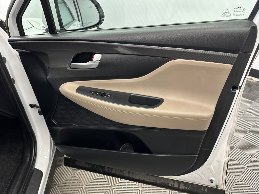 Used 2022 Hyundai Santa Fe SEL FWD image 15