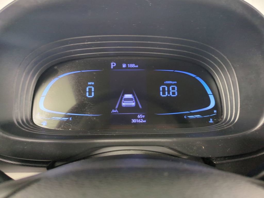 Used 2023 Hyundai Venue SEL image 33