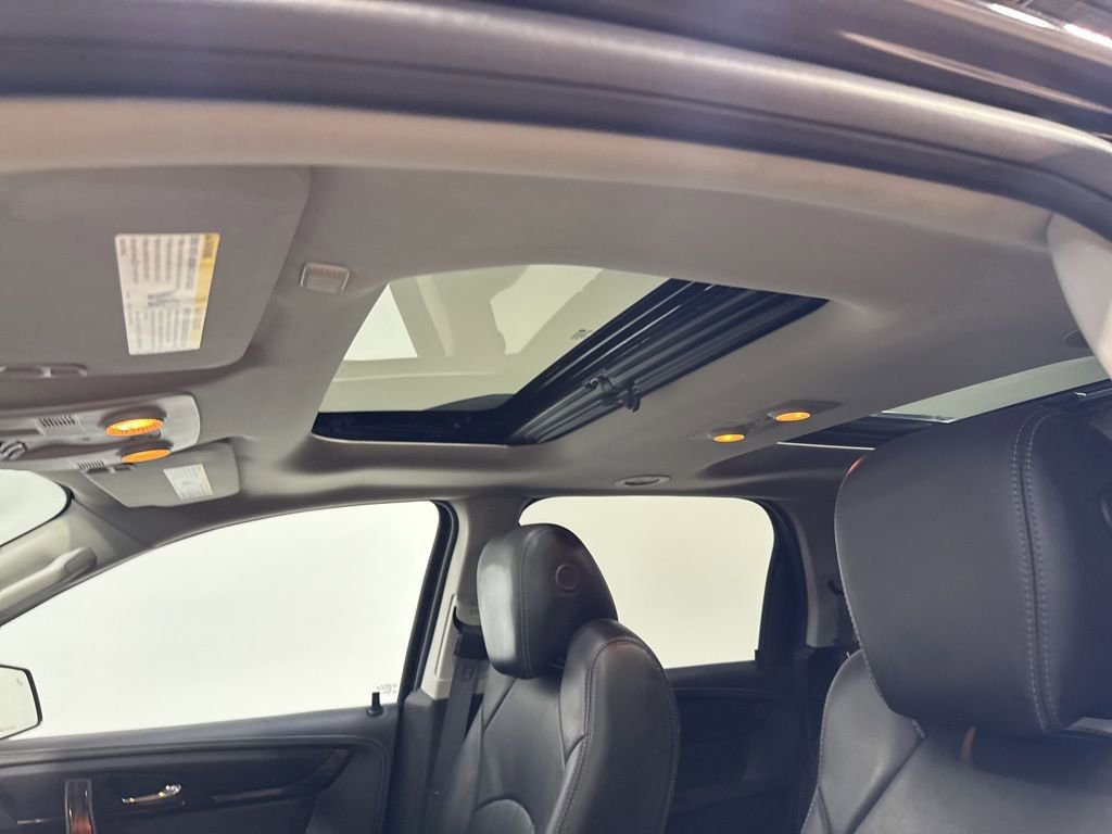 Used 2014 GMC Acadia Denali image 32