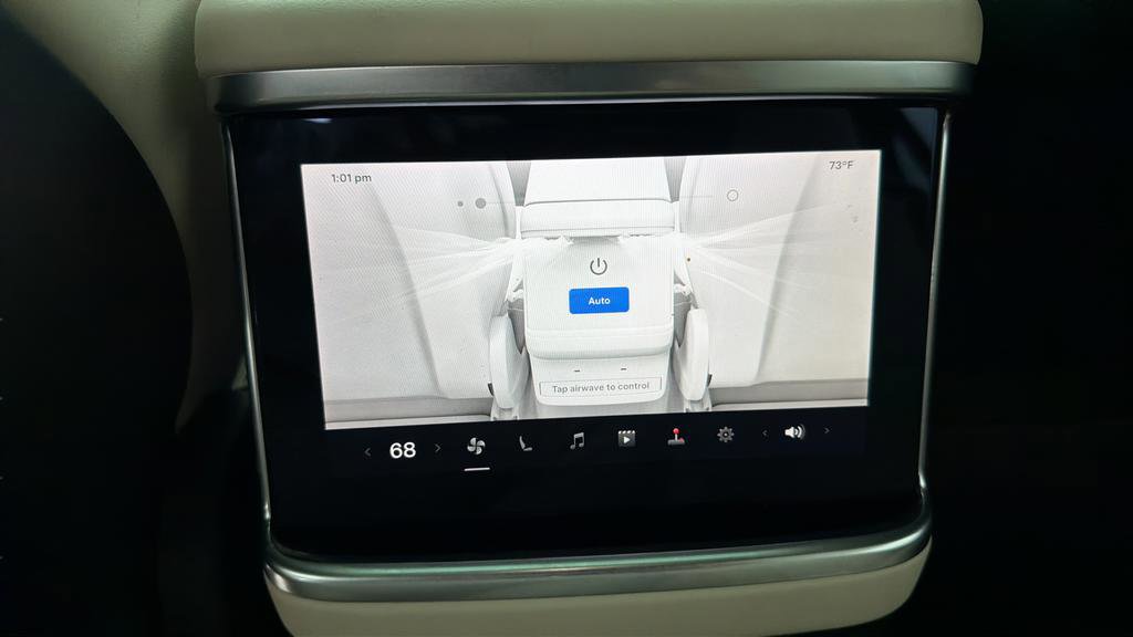 Used 2022 Tesla Model X Plaid image 22