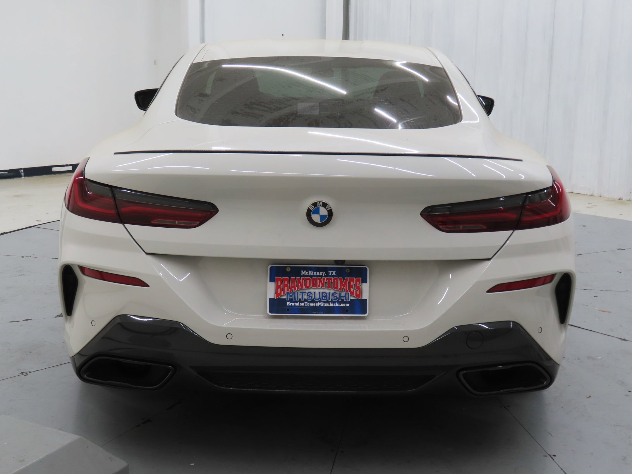 Used 2023 BMW 840i Coupe w/ M Sport Professional Package RWD image 4