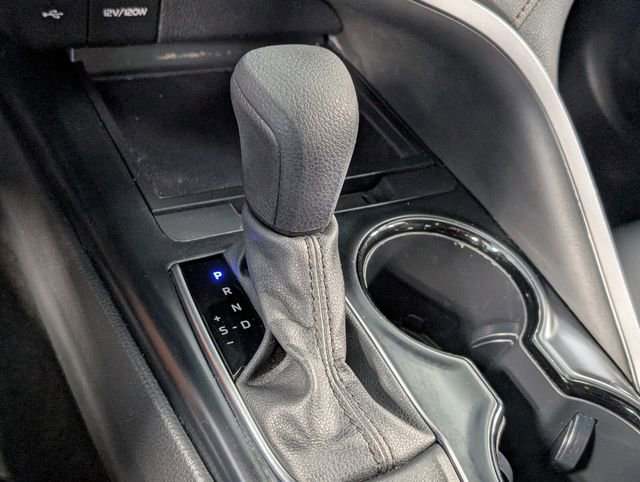 Used 2020 Toyota Camry LE image 20