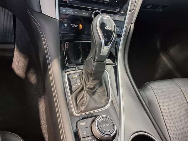 Used 2022 INFINITI Q60 3.0t Luxe w/ Cargo Package RWD image 14